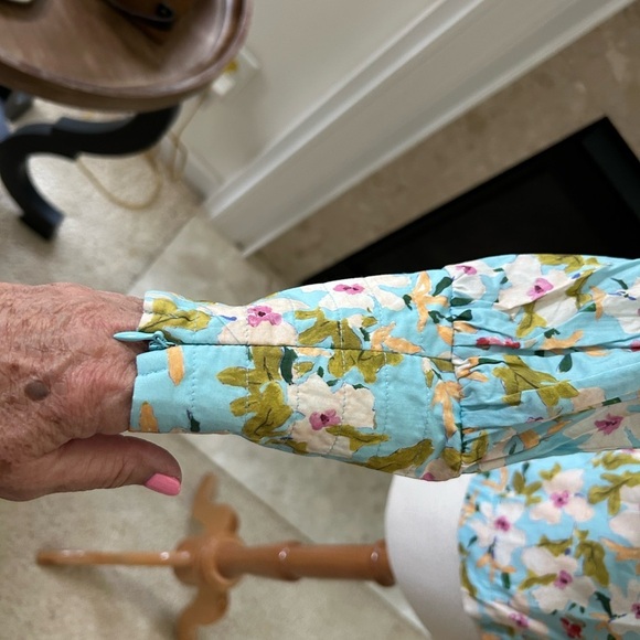 FATE/Anthropologie Floral V-Neck Blouse - Picture 3 of 8